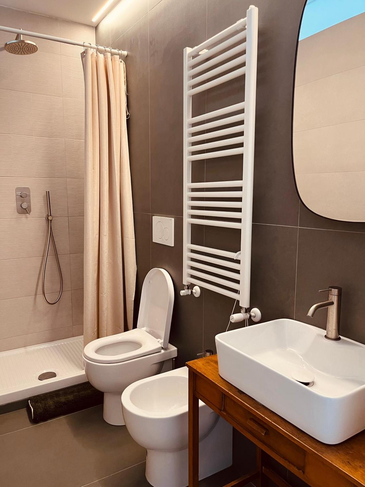 La Casa Di Monteverde Homestay Rome